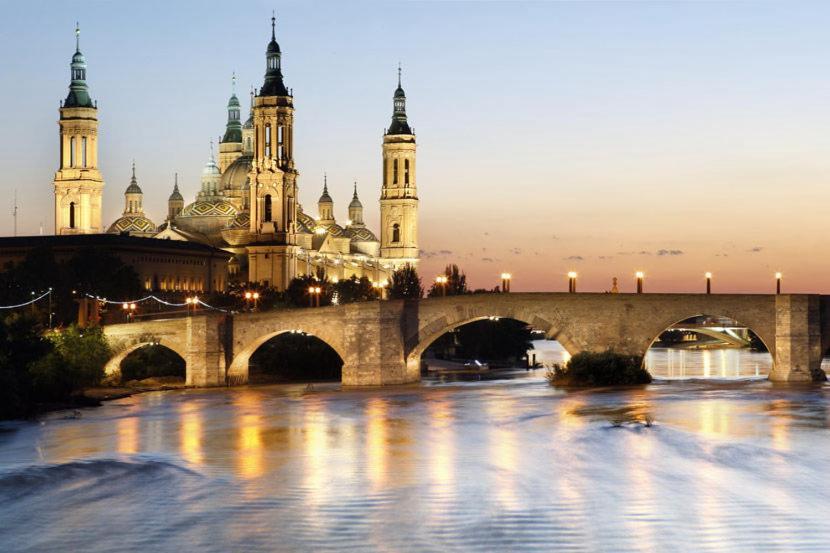 דירות Zaragoza Y Sus 2 Catedrales מראה חיצוני תמונה